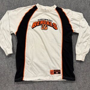 Vintage Cincinnati Bengals Embroidered NFL Long Sleeve Team Logo Shirt Medium?